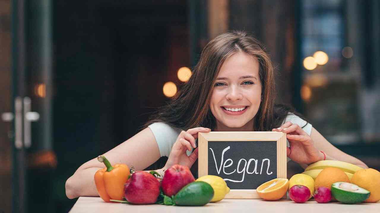 Plant-Based Eating on a Budget: Delicious Dishes for Frugal Foodies